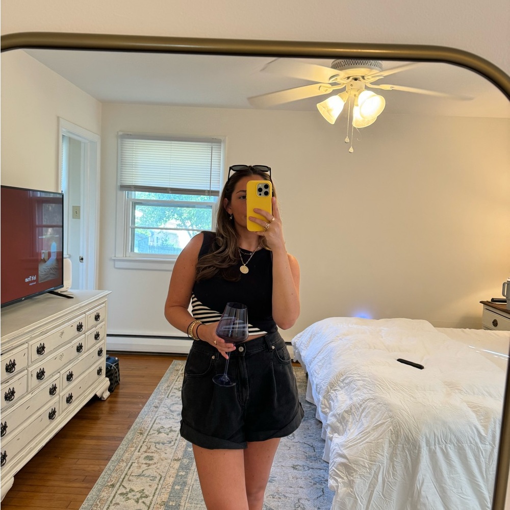 Meet your Posher, Athena